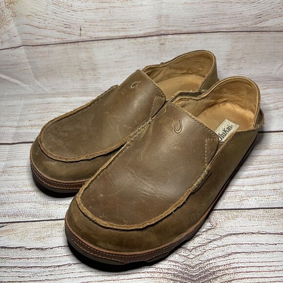 OLUKAI Moloa Men's Size 9.5 Leather Brown Slip On Shoes 10128-2733 Drop Heel - Picture 1 of 7